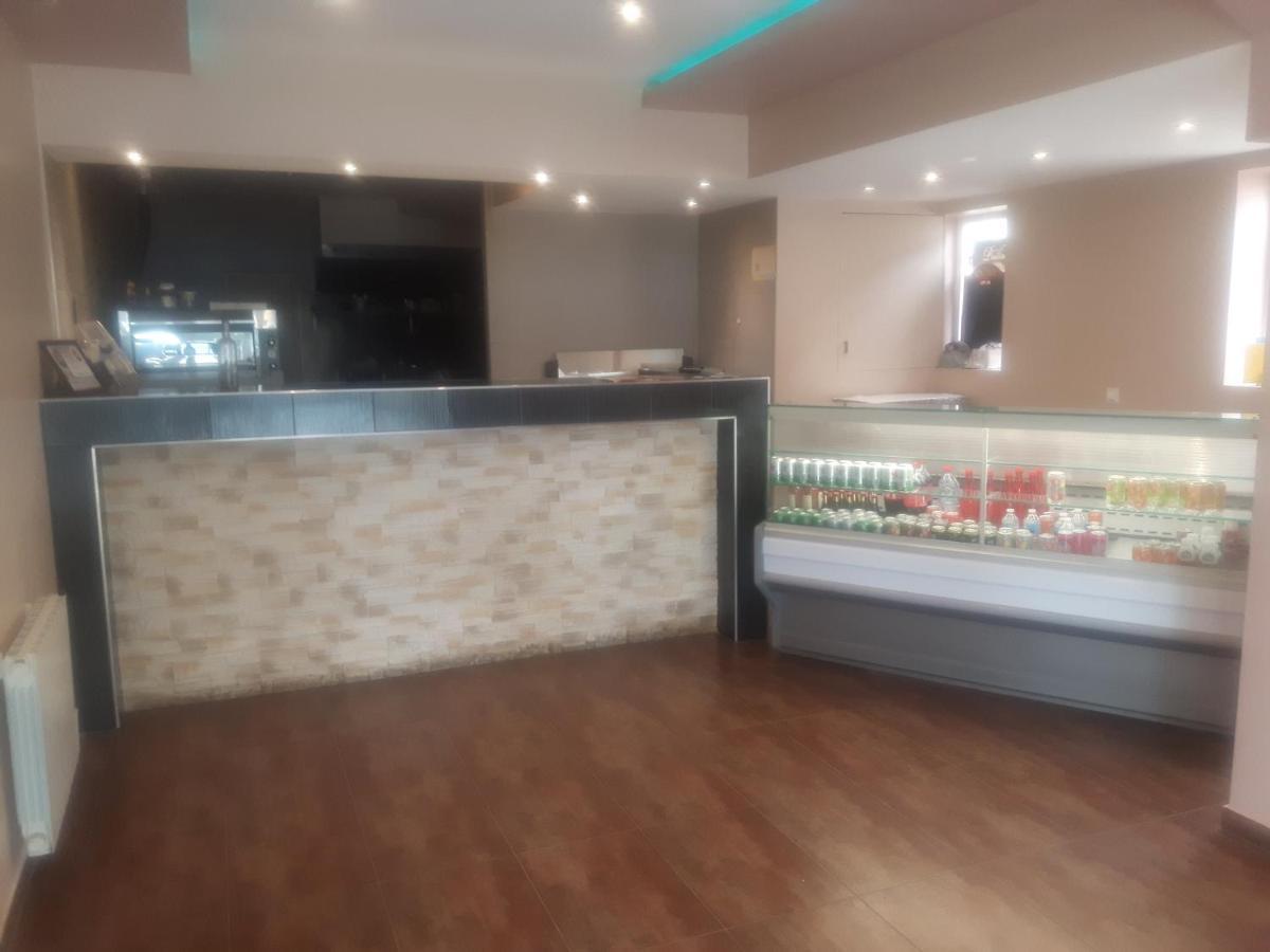 A 7 Minutes De L'Aeroport Cdg 1 Bed and Breakfast Thieux  Exteriör bild