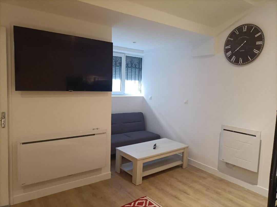 A 7 Minutes De L'Aeroport Cdg 1 Bed and Breakfast Thieux  Exteriör bild